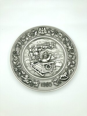 1985 Hudson Fine Pewter Plate - Andrea Hollis - Santa Sleigh Christmas Limited