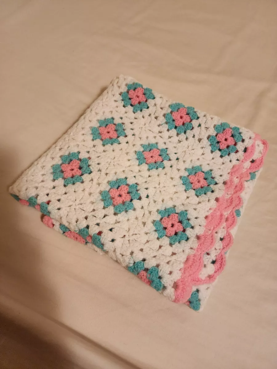 Pink and white granny square blanket new arrivals