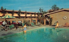 Vtg Postcard Los Angeles CA California Airport Skyways Hotel Bathing Beauty L7