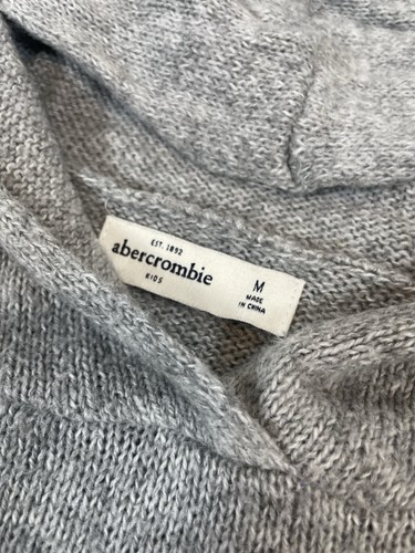 Abercrombie & Fitch Kids Girl’s Size M Kitty Cat Hooded Knit Gray Sweater Top - Picture 2 of 10