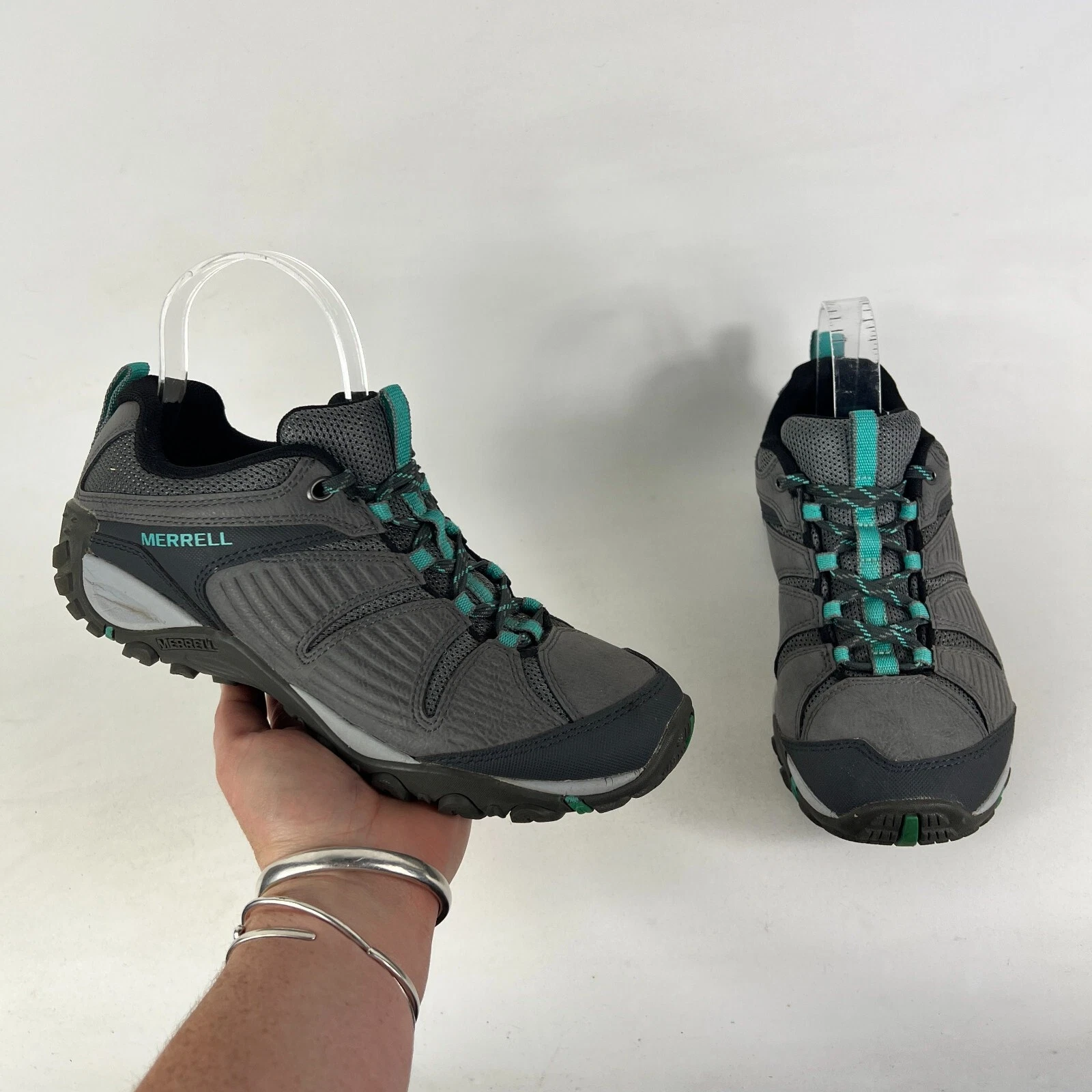 merrell kangri lace up low top waterproof hiking boots