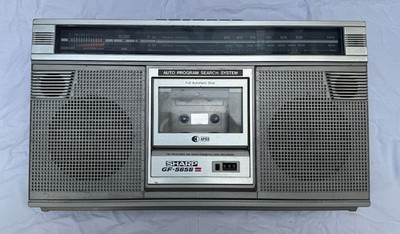 SHARP  GF - 5757 STEREO RADIO KASETTENRECORDER