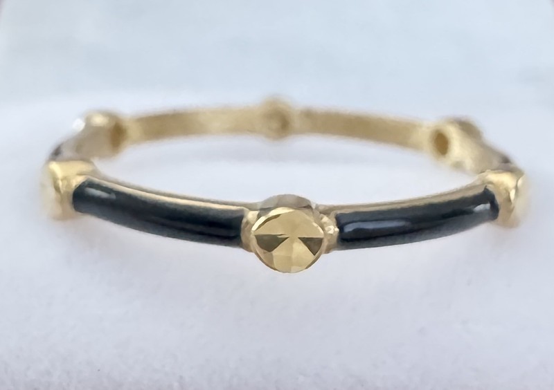 Vtg 14K Yellow Gold Black Enamel Ring Thin Band Diamond-Cut Circles Deco Sz 7
