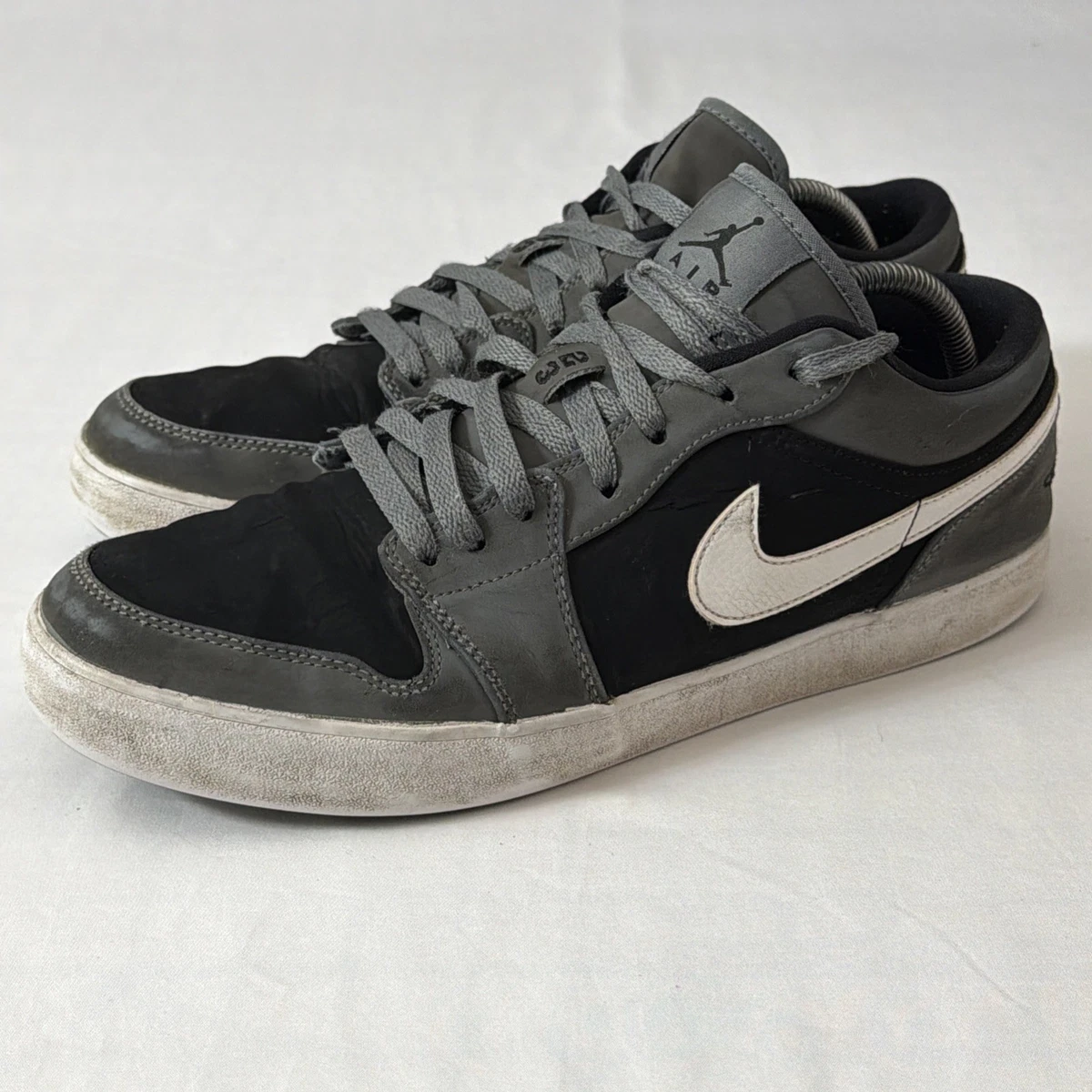 Nike Jordan Air V2 Low  552312-005 Jordan V.2 Low White Black for Sale | Authenticity  main image 2