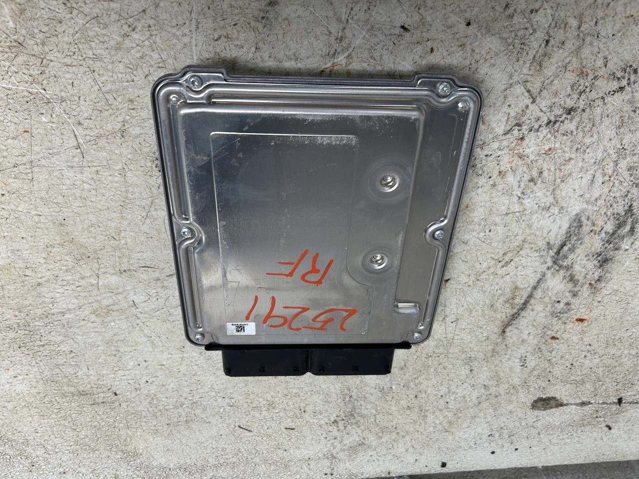 2022 MASERATI LEVANTE 3.0L Engine Computer OEM Part Number 670104910