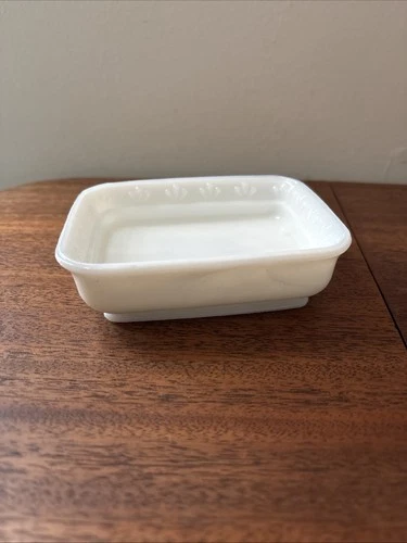 Vintage Milk Glass Soap Dish Trinket Holder Dresser Storage Avon Gift