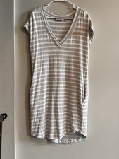 Athleta Size Small Newport T-Shirt Tee Dress Short Sleeve Gray Striped Pockets