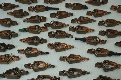 MUELLER 27C / 40 Amp Copper Alligator Clips QTY-50 -!