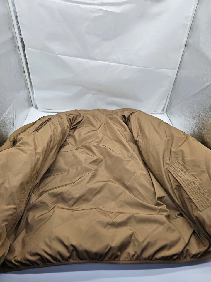 JAQUETA MASCULINA HOLLISTER ULTIMATE PUFFER COLLECTION REVERSÍVEL TAMANHO XL - Imagem 3 de 4