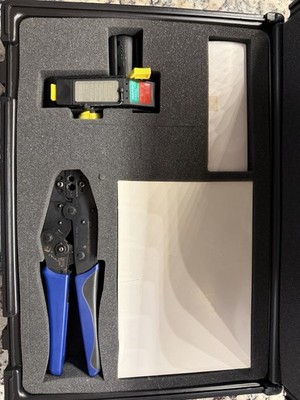 2 Canare TC-1 Handheld Crimp Tool, 1 TS100E and Connectors With Case