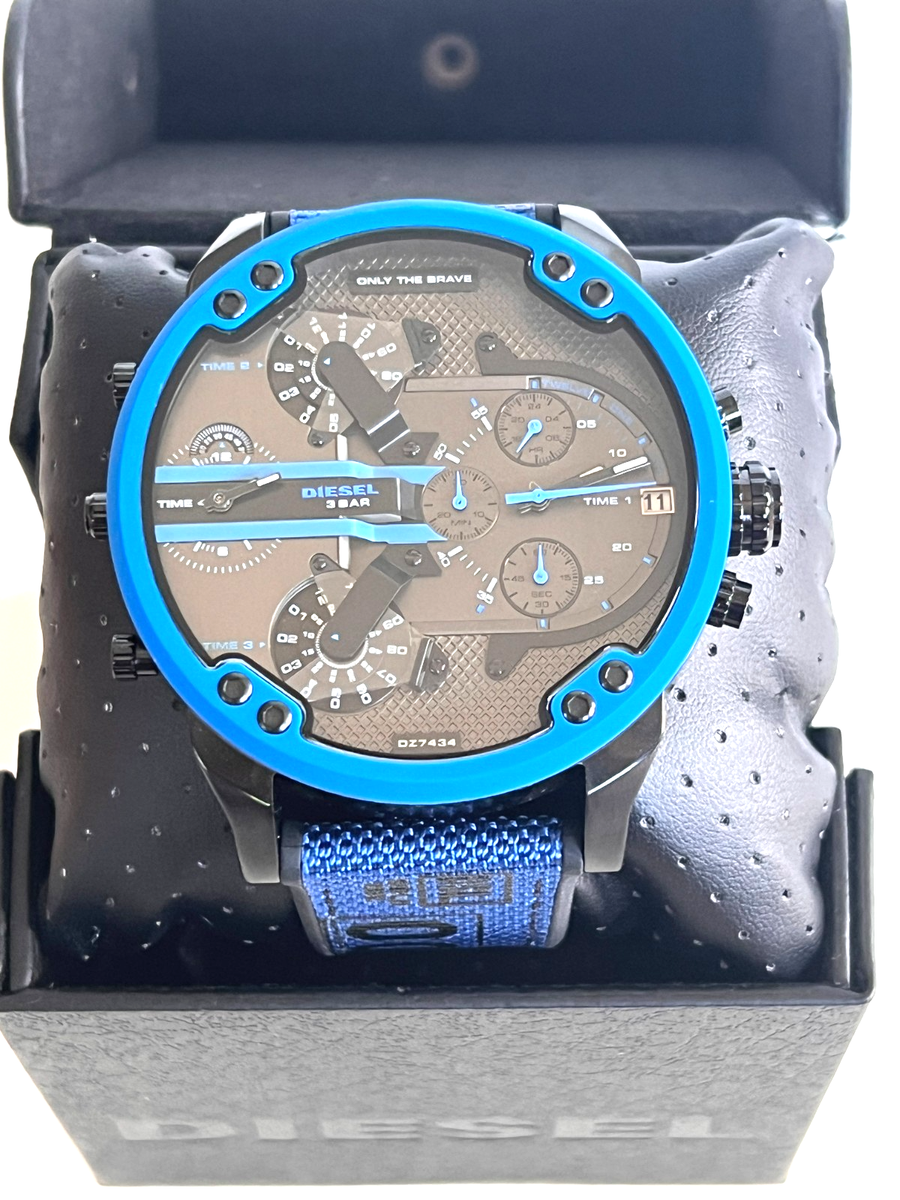 【新品未使用】DIESEL ディーゼル DZ7434 稼動品メンズ ダディ DZ7434 Man: Mr. Daddy 2.0 chronograph blue silicone watch