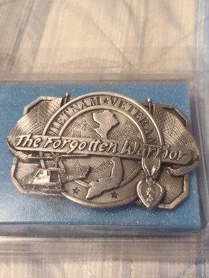 Original Siskiyou Buckle Co Vietnam Veteran  Forgotten Warrior Belt Buckle Vntg.