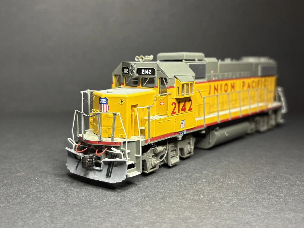 PROTO 2000 Union Pacific Railroad HO Diesel Locomotive Model