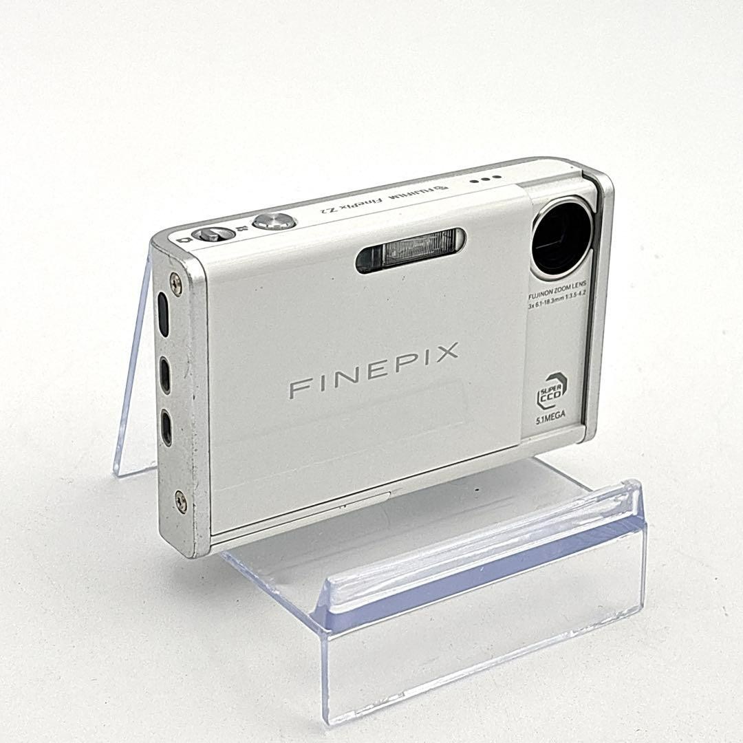Fujifilm FinePix Z2 5.1MP Compact Digital Camera Silver 3x Zoom