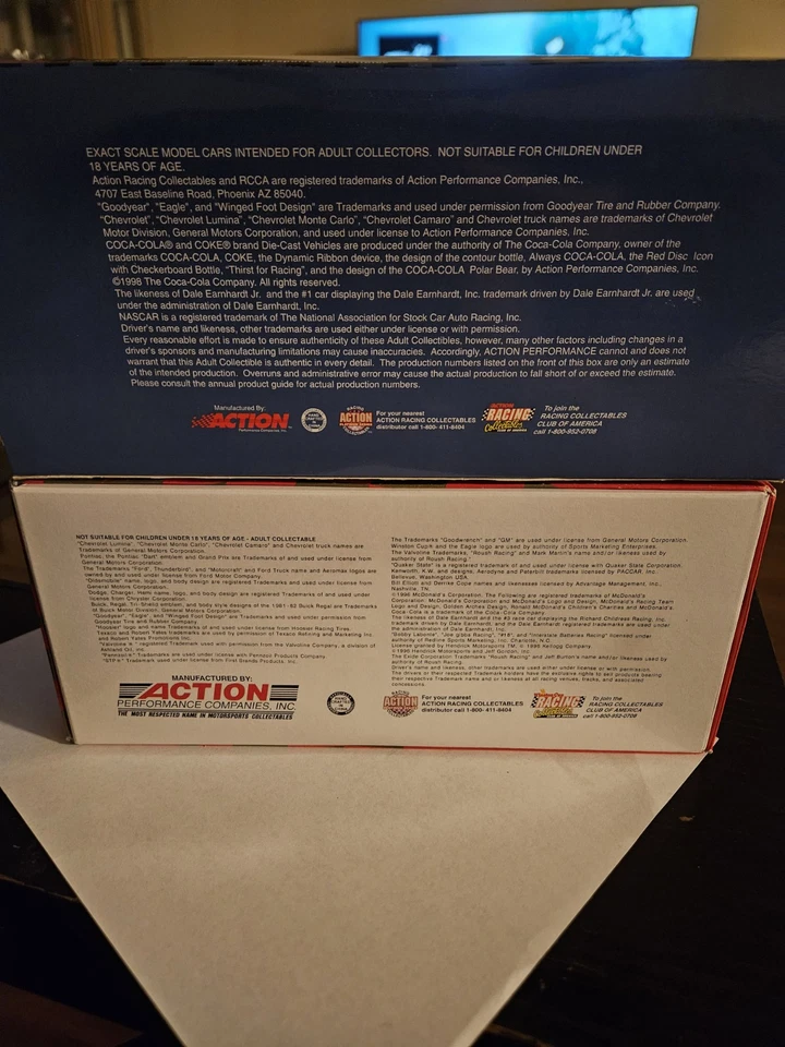 Dale Earnhardt Jr 1998 Coca-Cola Polar Bear #1 RCCA Action 1:24 Diecast Bank - Image 3 of 4