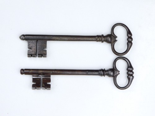 Lot of 2 Antique French Keys Made 17-18th "Frog's Legs Shaped" wrought iron key