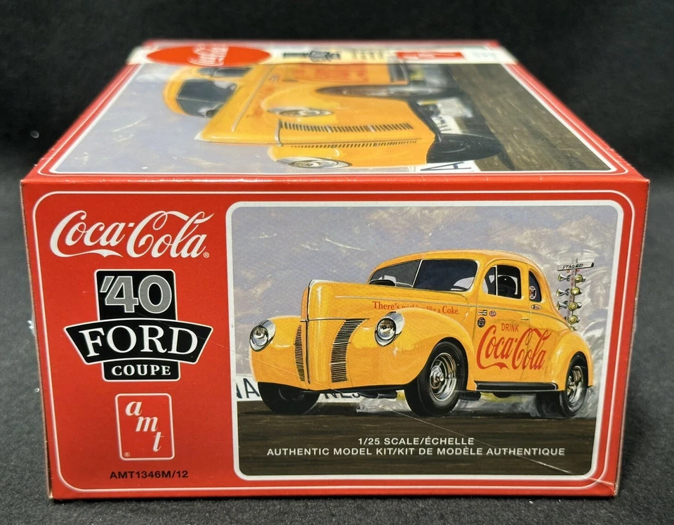 NEW Sealed - AMT Classic 1940 Coca-Cola Ford Coupe 1/25 Scale Model Kit 1346M - Image 4 of 4