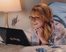 MELISSA RAUCH signed Autogramm 20x25cm BIG BANG in Person autograph COA