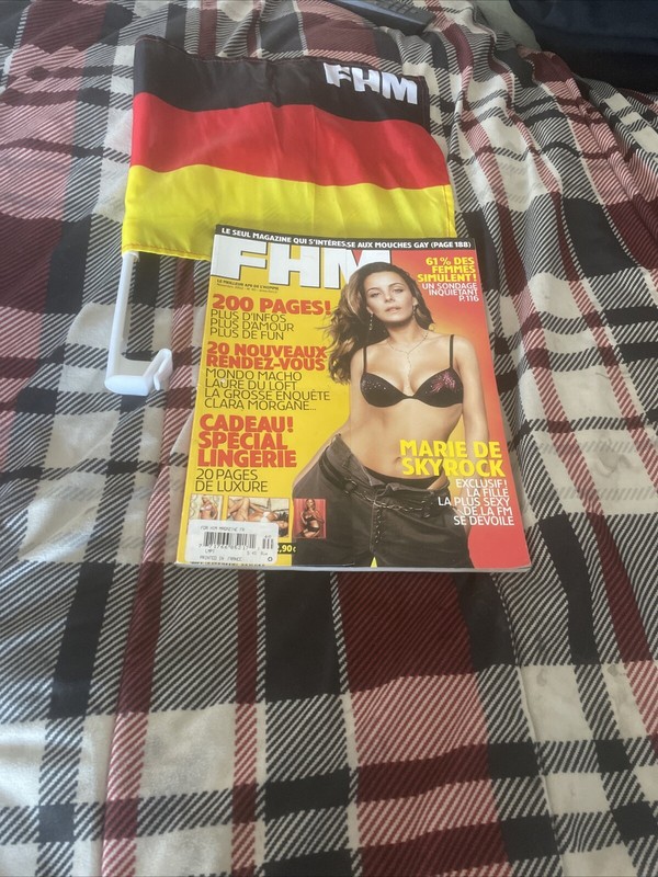 FHM INTERNATIONAL MAGAZINE MARIE DE SKYROCK NOV.2002 ISSUE! PLUS FREE CAR FLAG!