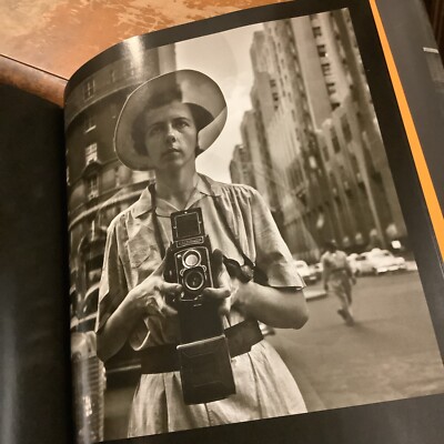 絶版本 VIVIAN MAIER : STREET PHOTOGRAPHER Amazon.com: Vivian Maier: Street Photographer: 9781576875773