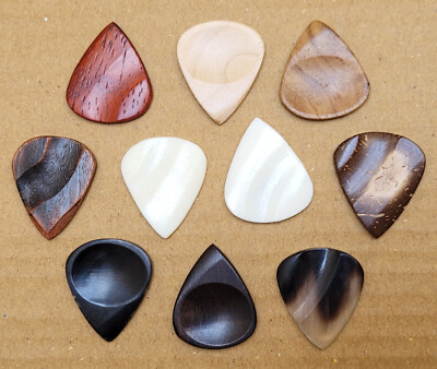 Best Christmas Gift Set of 10 Horn Bone Wooden Handmade Guitar Picks/plectrum