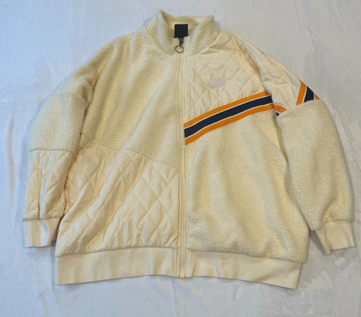nike sherpa track jacket