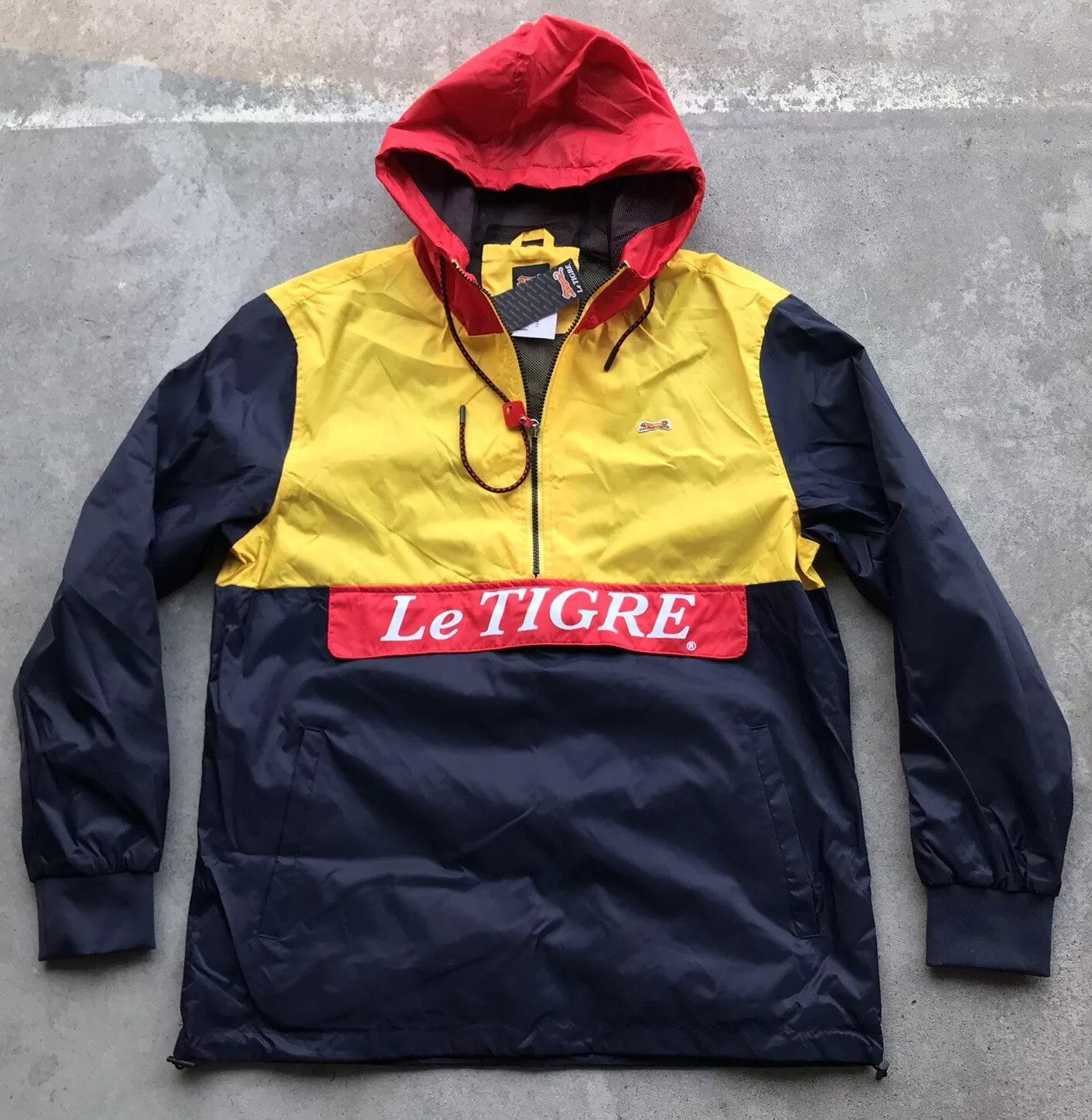 le tigre windbreaker