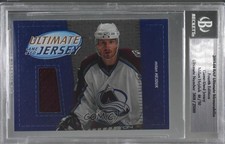2003 ITG Ultimate Memorabilia 4th Edition Game-Used Jersey /50 Milan Hejduk t3w