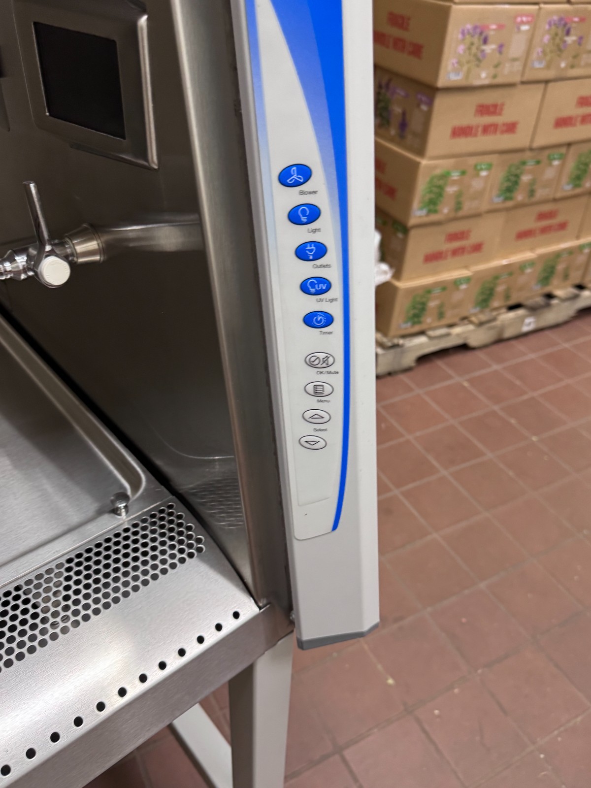 Labconco Purifier Cell Logic+ Class II A2 Biosafety Cabinet w/Temp-Zone + Stand