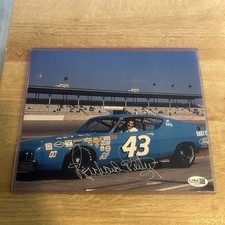 Richard Petty Cards and Autographed Memorabilia Guide 30