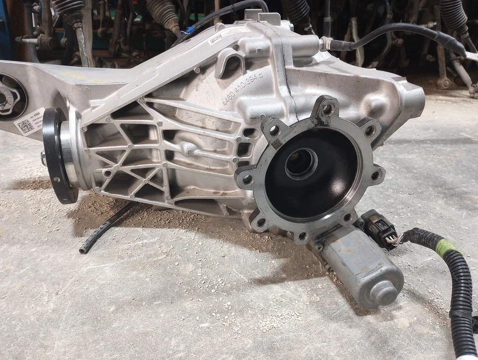 Conjunto de soporte trasero 85014368 para 2024 Escalade serie V 2948245 Foto 3 de 4