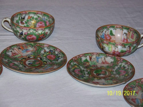 Chinese Qing Dy c1850-1890 Rose Medallion Set of 5 Cups/Saucers - Picture 6 of 17