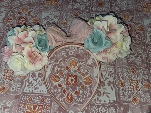 DISNEY PARKS Pink Floral Bow Minnie Mouse Ears Headband EUC DISNEY WORLD