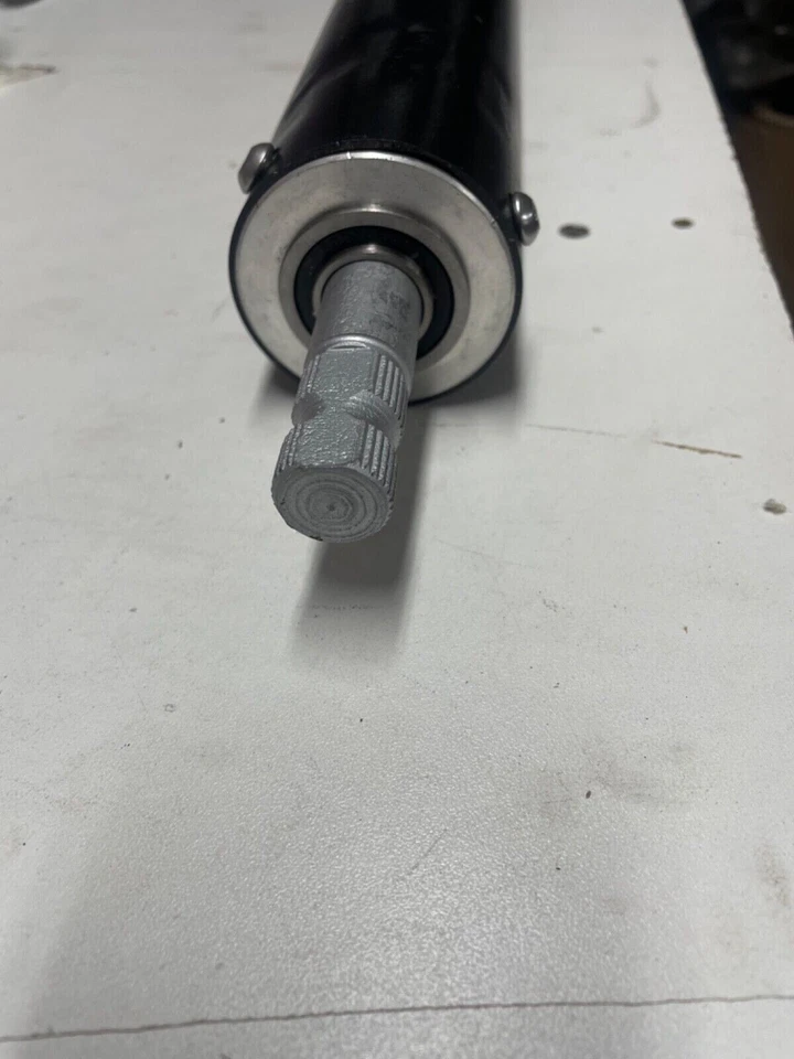 Ford F100 F250 1967 1972 columna de dirección inferior cojinete y abrazadera del eje de dirección Foto 2 de 4