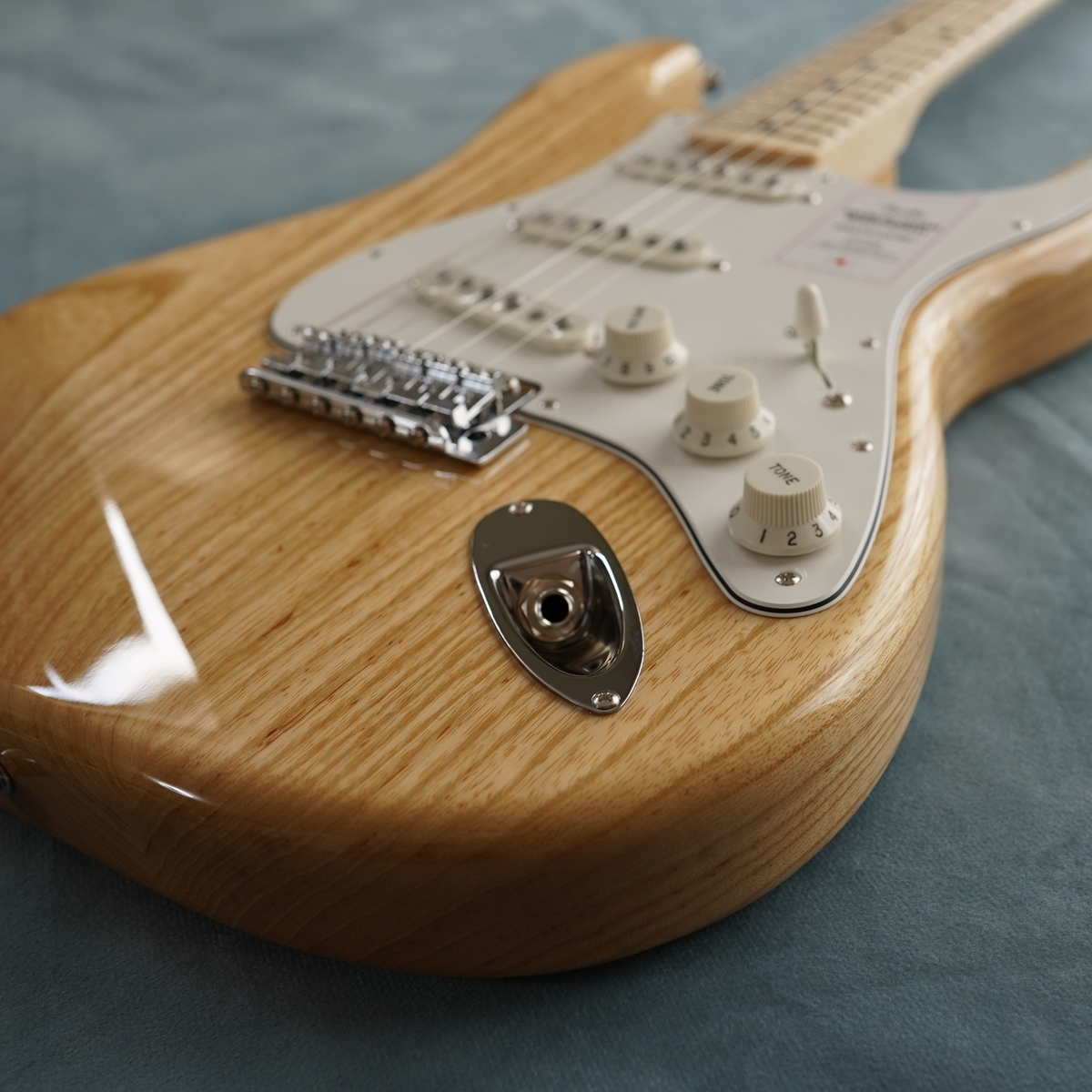 Fender Japan Traditional 70s 6-String Solid Electric Guitar Fender Japan Traditional 70s 6-String Solid Electric Guitar