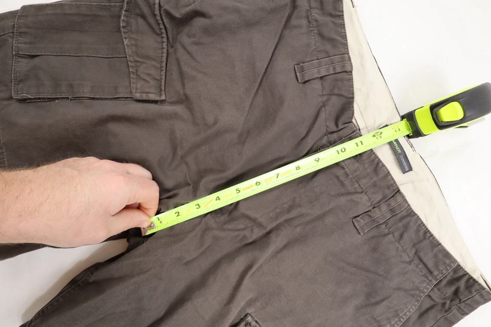 John Bartlett Consensus Men’s 36 Brown Cargo Shorts  - Image 3 of 4