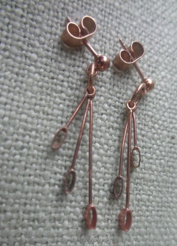 Gold Drop Pierced Earrings Modernist Abstract Vintage Dangly 9ct Yellow Gold - Picture 10 of 10