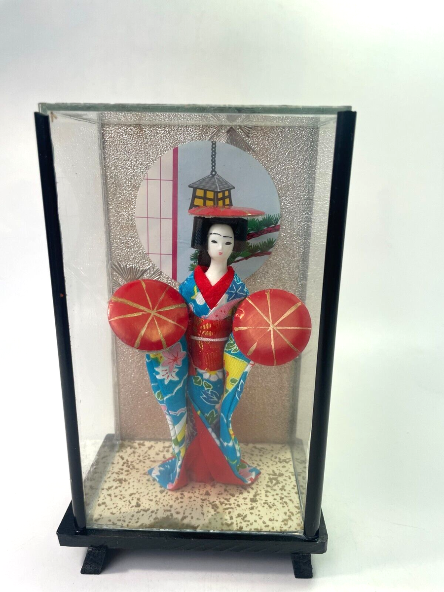 Vintage Japanese Geisha Doll in Kimono with Hats Glass Case From