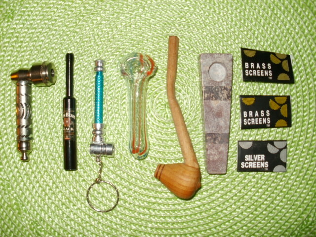 Lot of 6 NEW Unsmoked Mini Pipes Herb Metal Glass Key Chain Stone (FREE SCREENS)