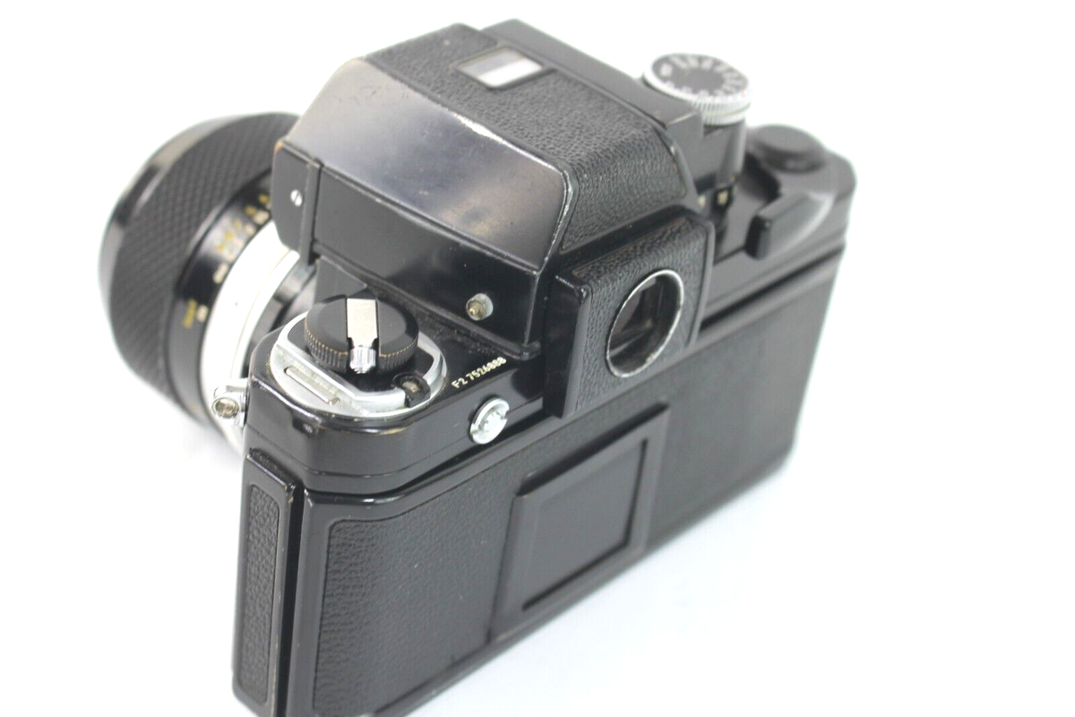Nikon F2 Photomic Black & Micro-Nikkor-P.C. Auto 55mm f/3.5 Macro