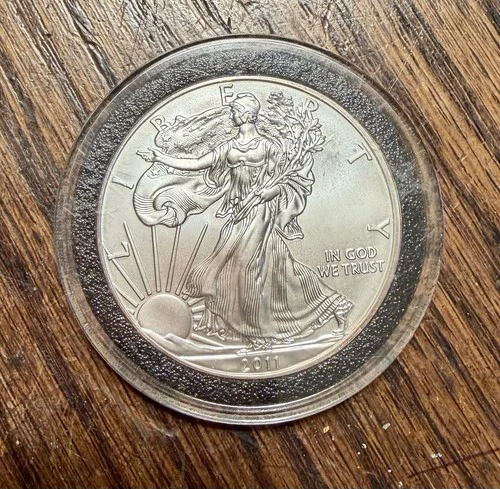 2011 Silver Eagle Walking Liberty Silver Dollar, Uncirculated in Capsule