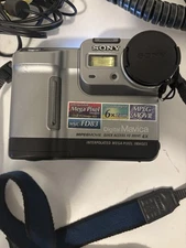 Sony Digital Still-Camera MVC-FD83 Neck Strap, Manual, Battery,Charger , Works