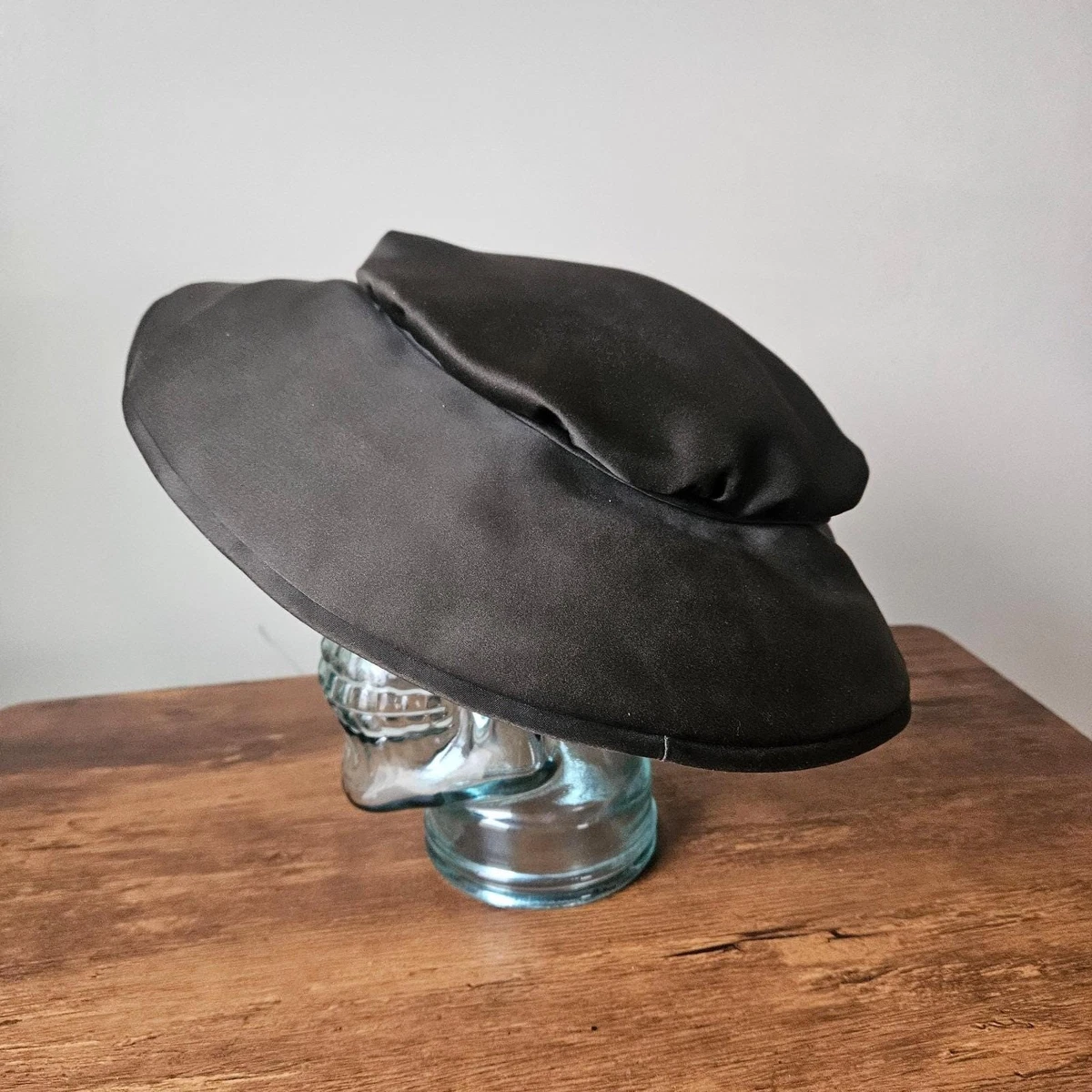 1950s 100% Silk Vintage Hats for Women for sale | eBay display picture 1