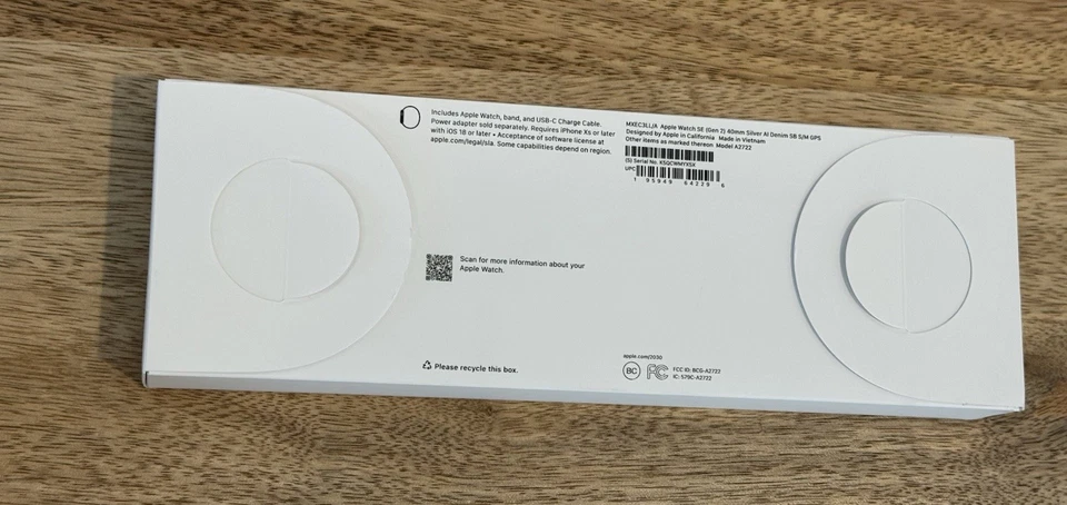 Apple Watch SE 2nd Gen 40mm GPS Silver w/Denim Sport Band MXEC3LL/A + Warranty! - Image 2 of 4