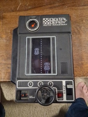 Vintage 1978 Tomy Digital Derby Auto Raceway Game Not Working