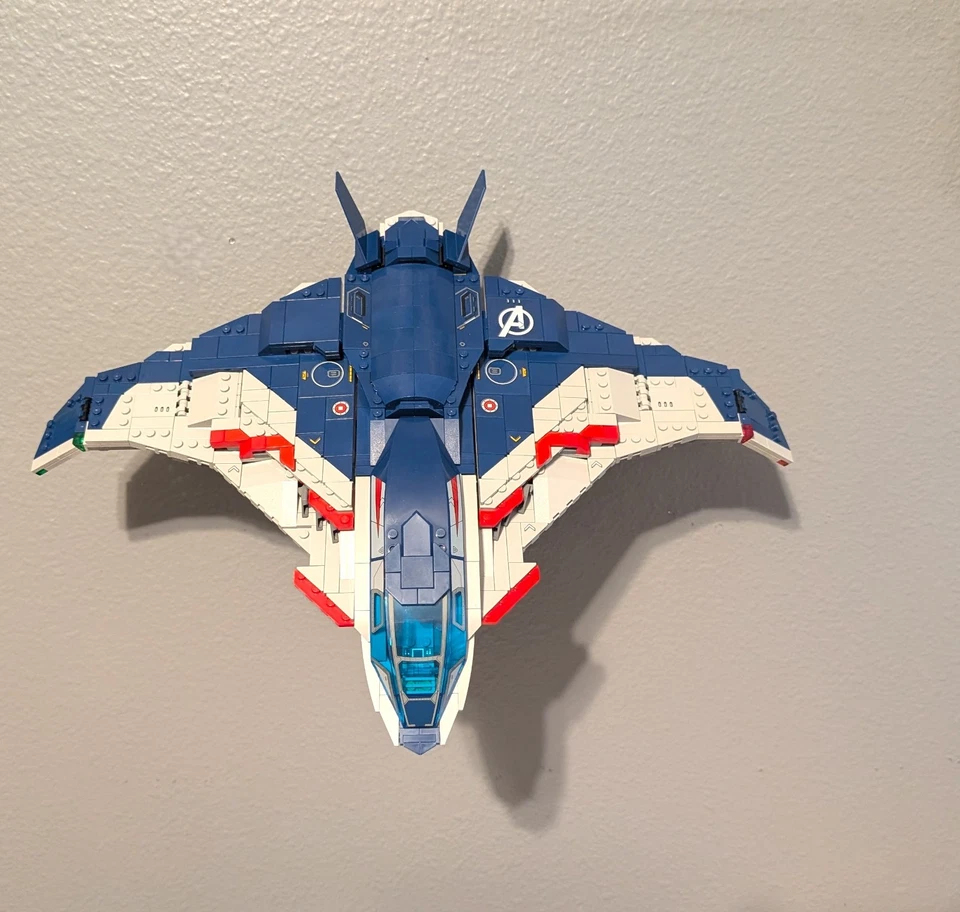 Ultimate Display Solutions pantalla de montaje en pared para Lego 76325 Avengers Quinjet Foto 4 de 4