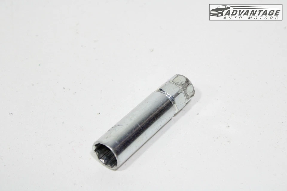 2019-2024 CHEVROLET CAMARO FRONT OR REAR WHEEL RIM LUG NUT BOLT LOCK OEM - Image 2 of 4