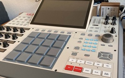 Akai MPC X SE, 2024, Nichtraucher Studio, Rechnung & OVP 
