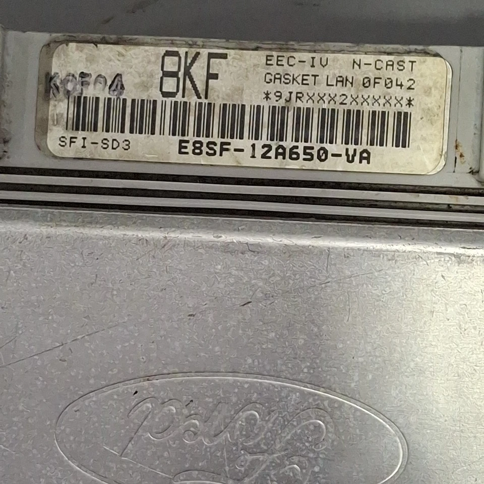 Ford Taurus 1989-1991 ECU/ECM E8SF-12A650-VA Foto 2 de 4