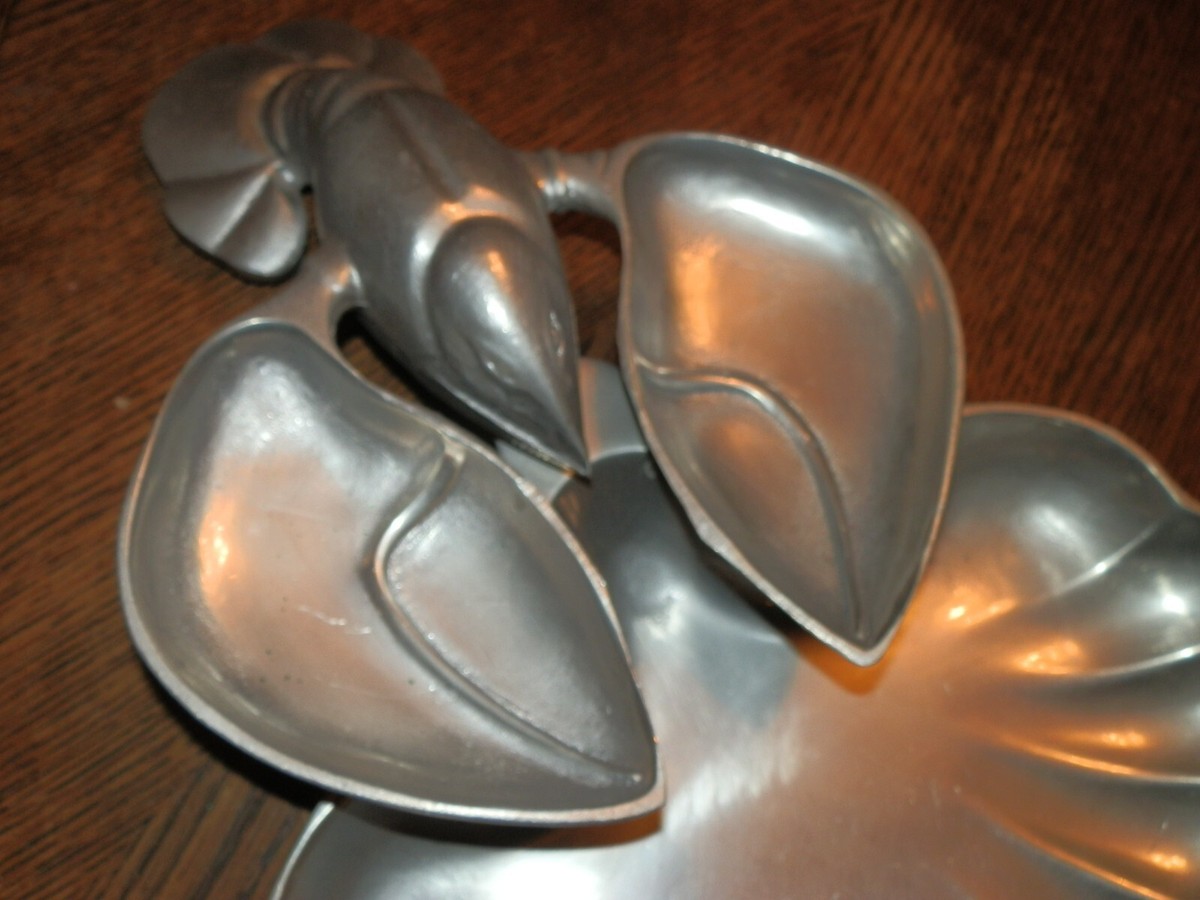 Pewter Vintage York PA Lobster and Clam Shell Dip & Chip Serving
